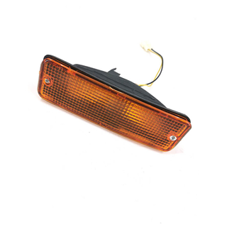 HILUX YN85 FRONT LAMP