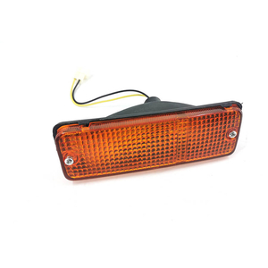 HILUX RN55 FRONT LAMP